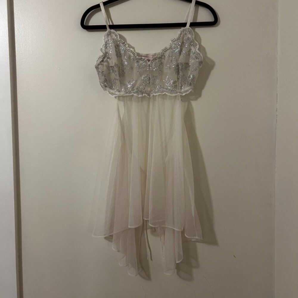 Victoria's Secret  Nighty